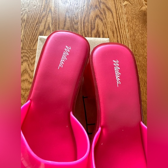 NEW IN BOX Melissa Jelly Heels Shape in Hot Pink (Size 8) - Picture 5 of 6